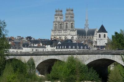 Dcouverte de la sacristie par le diocse  Orlans