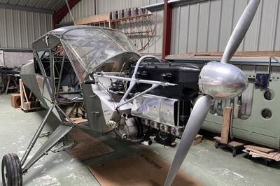 Dcouverte exceptionnelle d'un avion franais d'observation militaire en fin de restauration  Thouars !