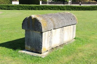 Dcouvrez des sarcophages palochrtiens en visite commente  Saint Parres aux Tertres