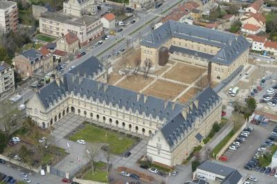 Dcouvrez diffrentes pices remarquables d'un ancien grand sminaire  Chalons en Champagne