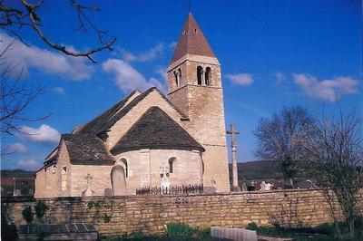 Dcouvrez l'glise Saint-Victor de Santilly