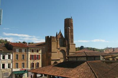 Dcouvrez l'glise Saint-Victor et son exposition de chasubles  Montesquieu Volvestre