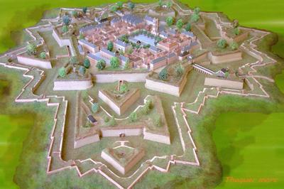 Dcouvrez l'volution d'une ville fortifie  travers des maquettes  Longwy