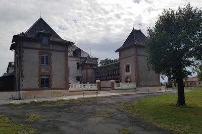 Dcouvrez les mystres d'un chteau du XVIe sicle et de son parc arbor  Crespinet