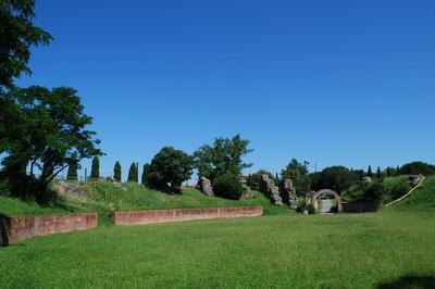Dcouverte libre d'un amphithtre romain  Toulouse