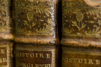 Dcouvrez tous les secrets du magasin de conservation d'une bibliothque de recherche  Rochefort