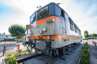 Dcouverte de la locomotive BB 16678  Magenta