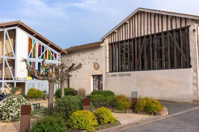 Dcouvrez une exposition-reflet d'un change fertile au Grand Presbytre  Martres Tolosane