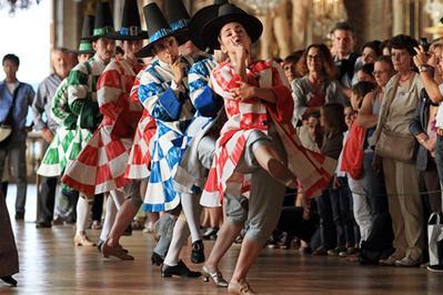 Dmonstration de danse et initiation  l'art baroque  Sable sur Sarthe