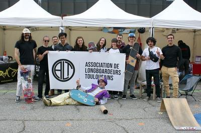 Dmonstrations et ateliers longboard et longboard dancing  la Caserne !  Toulouse