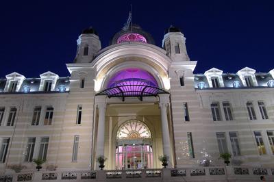 vian, visite de la ville en nocturne  Evian les Bains