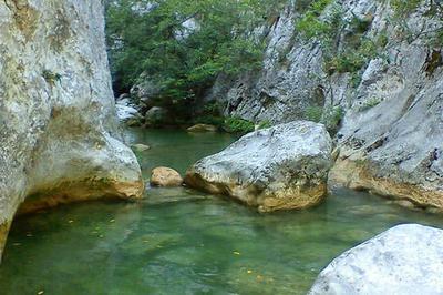 Explorez le site de Galamus !  Saint Paul de Fenouillet