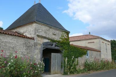 Exposition de peinture au Logis de la Chevallerie  Sainte Gemme la Plaine