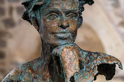 Exposition De Sculptures De Nathalie Soulet à La Rochelle