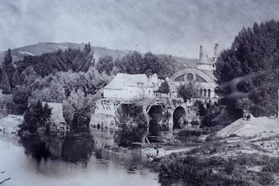 Exposition  : transports et voies fluviales, le pont de Vernon et la Seine