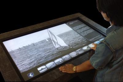 Expositions Permanentes Et Virtuelles Sur La Table Tactile Du Monument  Collioure