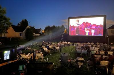 Food truck et projection en plein air du film Le Bossu   Arnouville