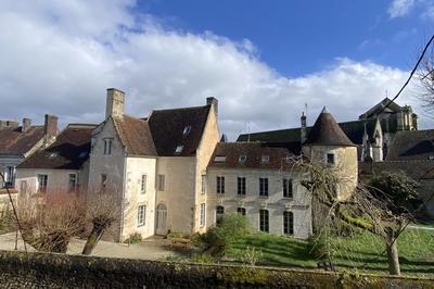 Htel de Fontenay : Visite libre des extrieurs  Mortagne au Perche