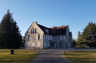 Inauguration de l'htel de ville de Saint Pierre ls Nemours  Saint Pierre les Nemours