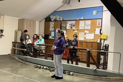 Initiation  la pratique de la boule de Fort pour les scolaires  Chinon