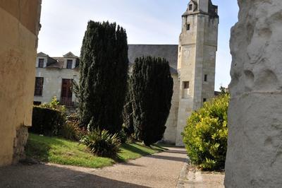 Jeu de piste dans la ville :  Dans les pas de Loulou   Loudun