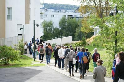 Le Grand Voyage, 4e dition, Escale devant les cariatides  Chatenay Malabry