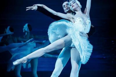 Le Lac des cygnes - Grand Ballet de Kiev  Saint Chamond