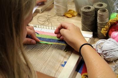 Le Tissage Des Matires, Une Activit Crative Et Ludique  Nimes