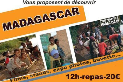 Les 20 ans des mains pour Madagascar à Quettehou