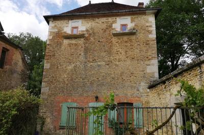 Levez les yeux ! Visite guide d'un pigeonnier  Chessy les Pres