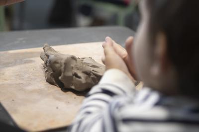 Mini relief, atelier cratif en famille, enfants de 2  4 ans  Paris 15me