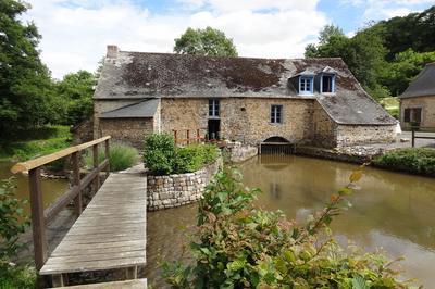 Moulin de G  Saint Pierre sur Erve