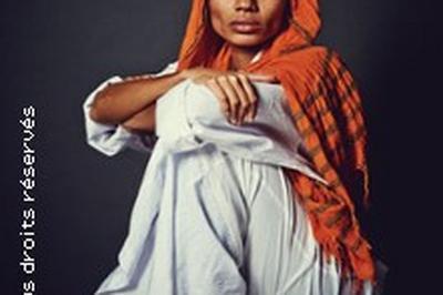 Nneka  Chelles