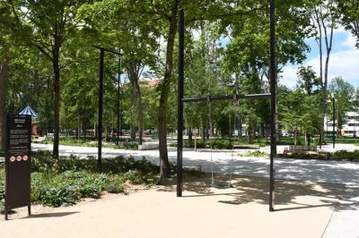 Parcours pdestre au niveau des promenades cres par le matre-jardinier jean leroux  Reims