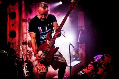 Peter Hook et The Light  Herouville saint Clair