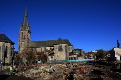 Prsentation de clichs stroscopiques de l'abbatiale Saint-Graud  Aurillac