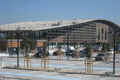 Prsentation De La Grande Halle Voyageur De La Gare D'aix En Provence Tgv  Aix en Provence