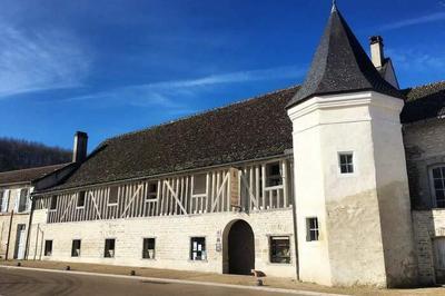 Projection du film  l'ombre de l'abbaye de Clairvaux  Ville Sous la Ferte