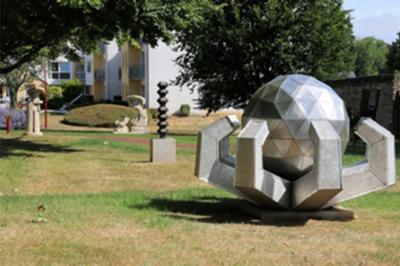 Promenade libre, Muse de sculptures en plein air  Plumelec