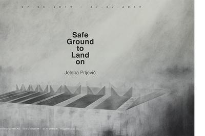 Safe Ground to Land on  Paris 5me