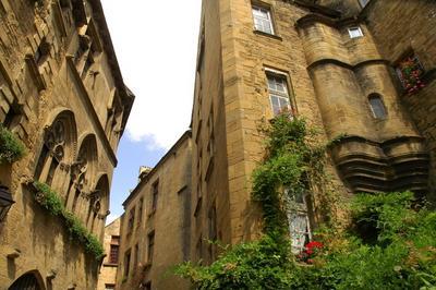 Sarlat, histoire d'une ville  Sarlat la Caneda