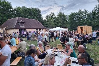 Sieste musicale : guinguette et bal traditionnel   Excideuil