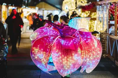 Danseuses fleurs  Courbevoie