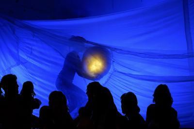 Spectacle de théâtre sensoriel, l'heure bleue à Langres