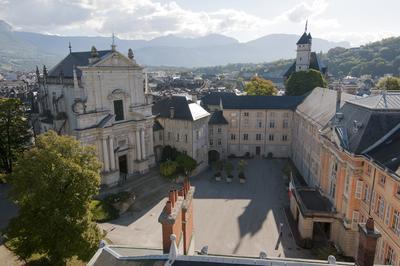 Terrasse de la tour mi-ronde  Chambery