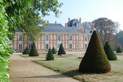 Tournelay : un domaine vivant comme au XIXe sicle  Nueil les Aubiers