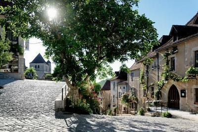 Visite  Saint-Cirq Lapopie et ses artistes  Saint Cirq Lapopie