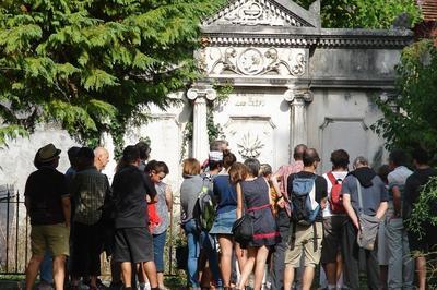 Visite au cimetire Saint-Roch : Grenoble, dans le tourbillon de l're napolonienne, par Mao Tourmen