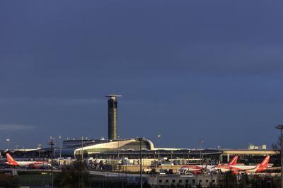 Visite circuit bus zone publique de l'aroport Paris-Charles de Gaulle  Tremblay en France