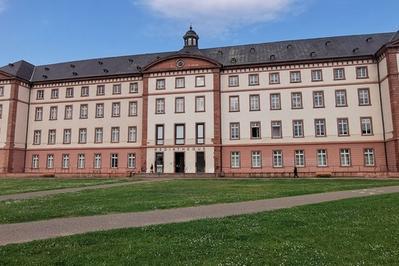 Visite commente d'un ancien hpital militaire  Haguenau